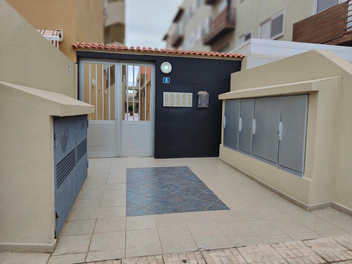 Iris Holiday Apartment Candelaria Bagian luar foto