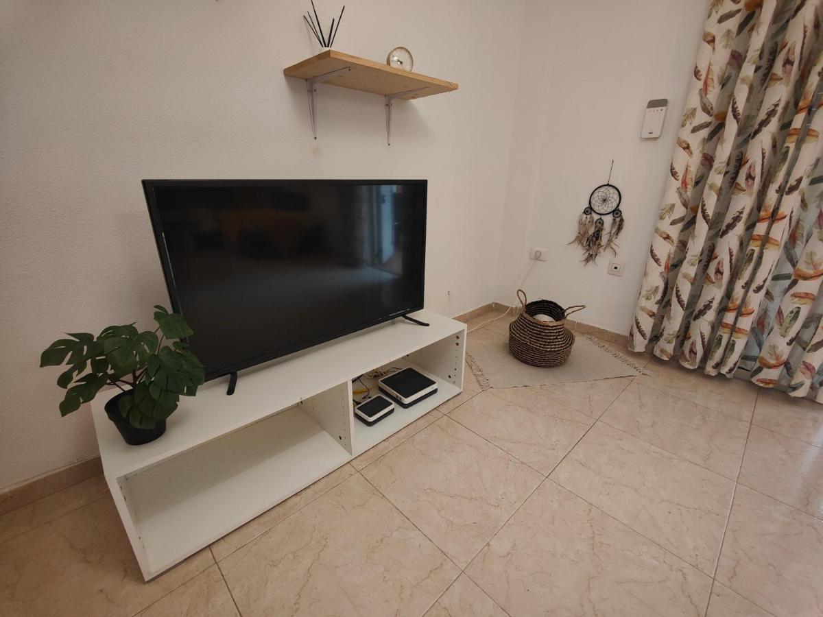 Iris Holiday Apartment Candelaria Bagian luar foto